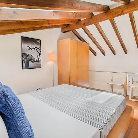 Cozy Duplex In The Picturesque Graca Lisboa