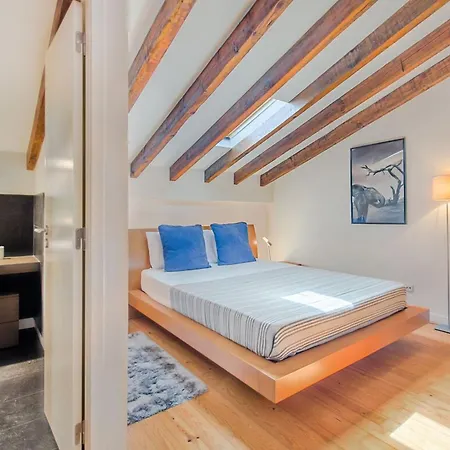 Cozy Duplex In The Picturesque Graca * Lissabon