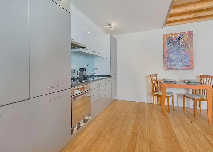 Cozy Duplex In The Picturesque Graca * Lisboa