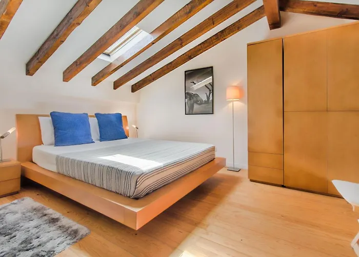 Cozy Duplex In The Picturesque Graca Διαμέρισμα *