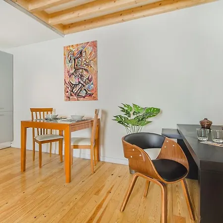 Cozy Duplex In The Picturesque Graca Lisboa
