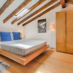 Cozy Duplex In The Picturesque Graca Апартаменты *