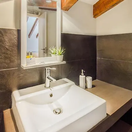 Graca Cozy Duplex * Lisbon