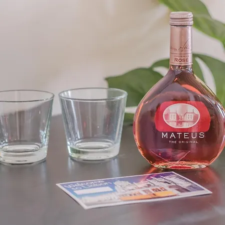 Graca's Cozy Duplex דירה ליסבון